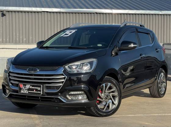 JAC T40 1.6 16V GASOLINA 4P CVT JAC T40 1.6 16V GASOLINA 4P CVT